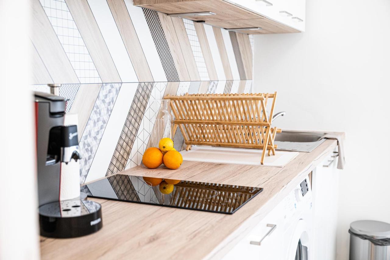 Corail Studio - 2Min Plage Centre Ville - Clim - Wifi - Parking Prive - Ideal Famille - La Grande Motte Eksteriør bilde